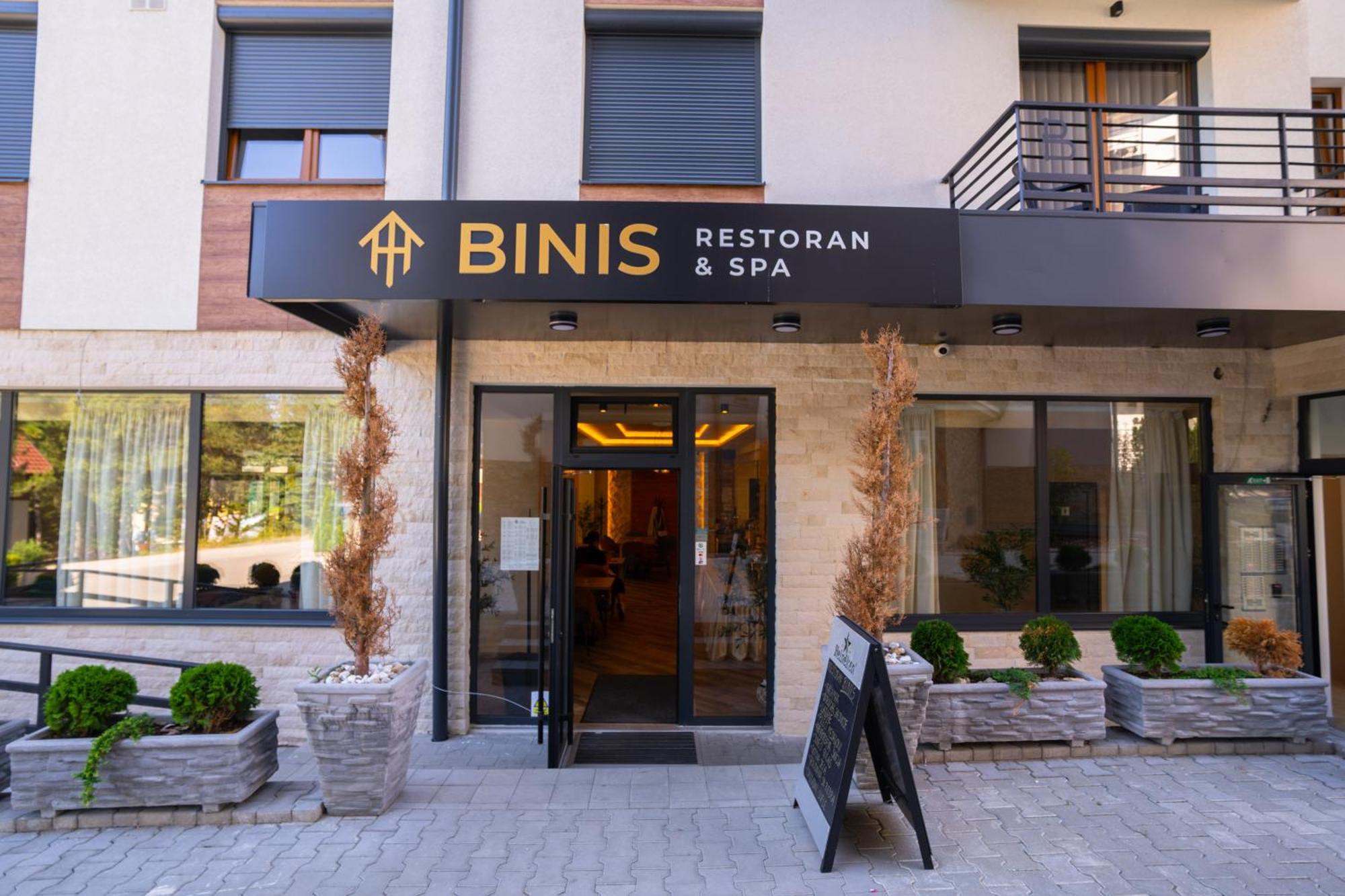 Apart Kompleks Binis ซลาตีบอร์ ภายนอก รูปภาพ